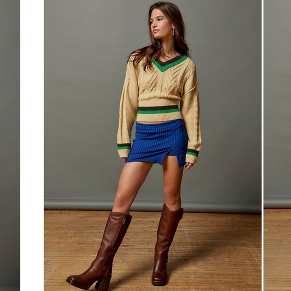 Urban Outfitters BDG NWTs Clarise Cable Knit V Neck - Picture 1 of 3